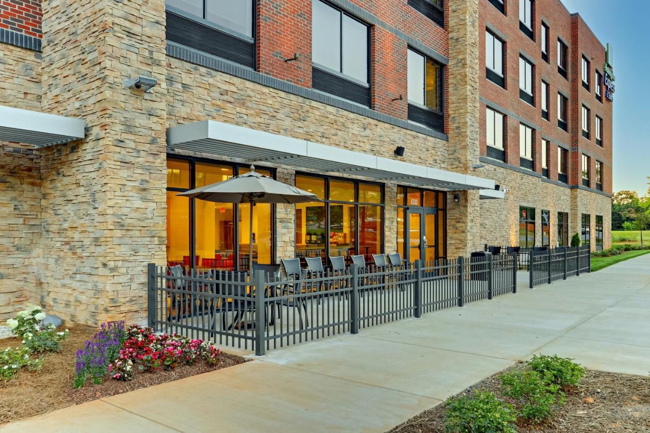 Holiday Inn Express & Suites - Winston - Salem Sw - Clemmons By Ihg Luaran gambar