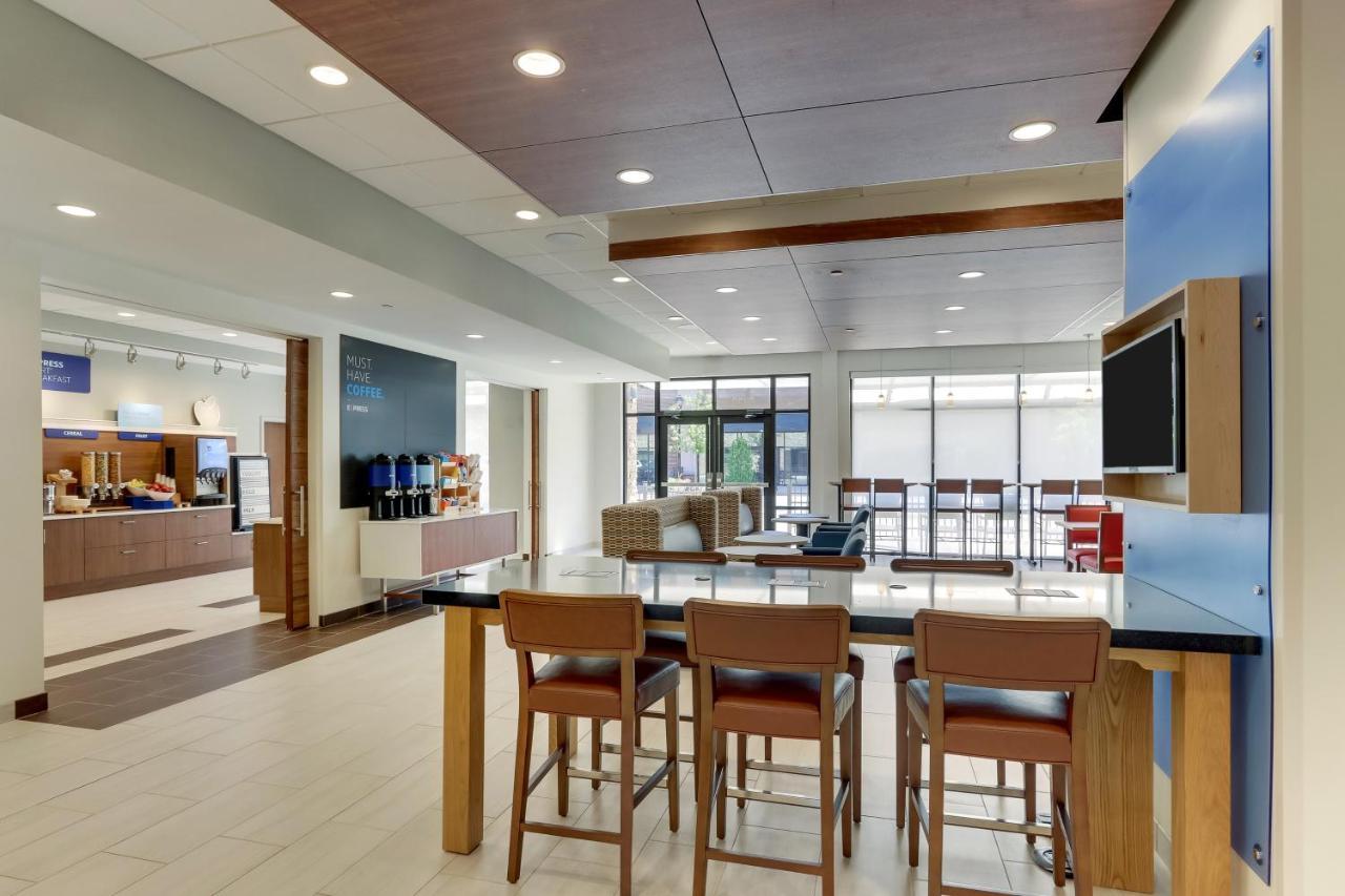 Holiday Inn Express & Suites - Winston - Salem Sw - Clemmons By Ihg Luaran gambar