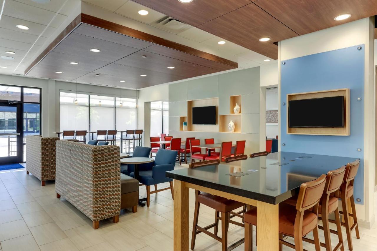 Holiday Inn Express & Suites - Winston - Salem Sw - Clemmons By Ihg Luaran gambar